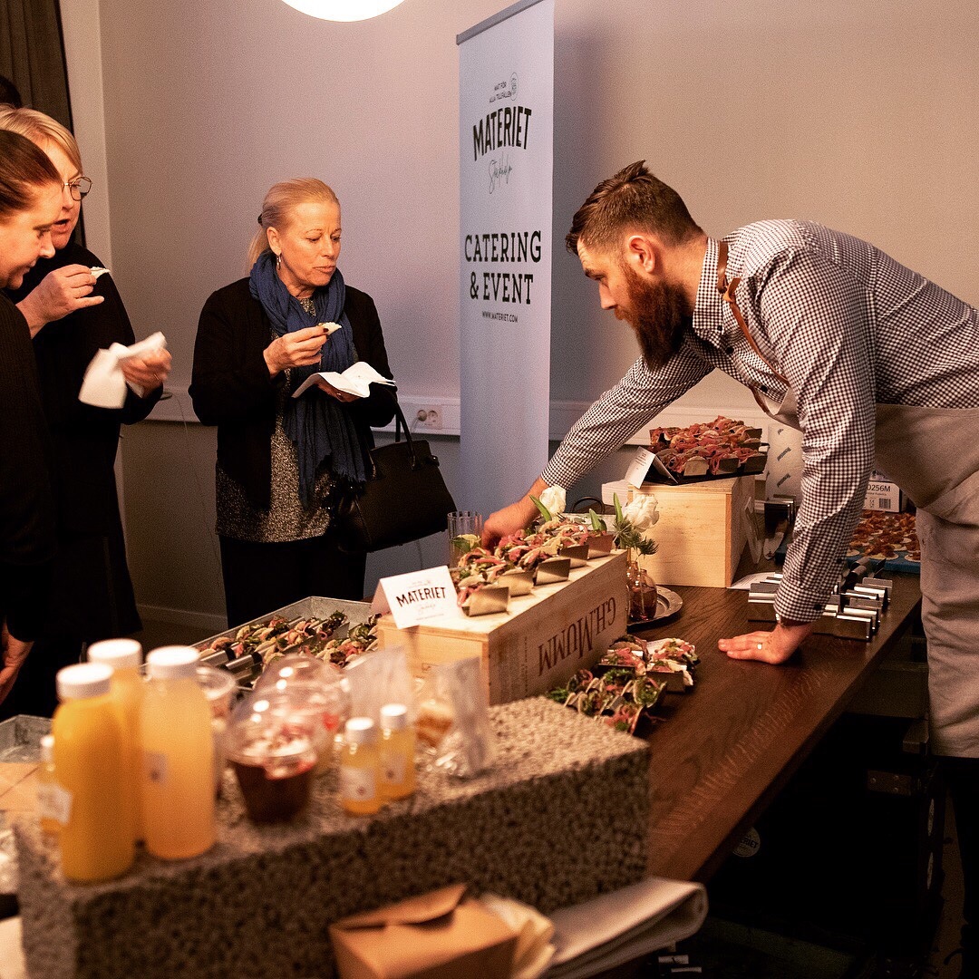 Företagsmiddag i loftlokal